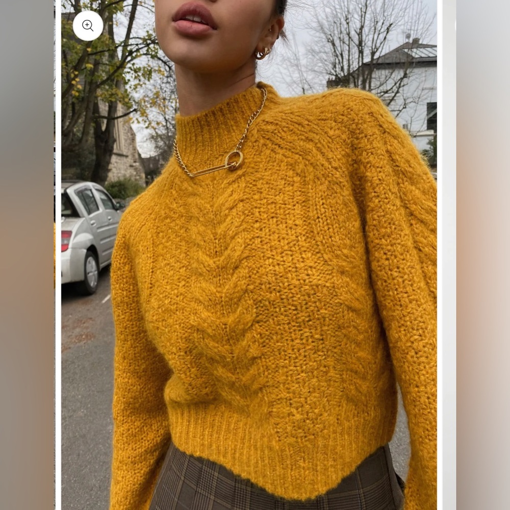 Aritzia Sunday Best Melly Sweater mustard yellow xs cropped mock neck - Picture 3 of 12